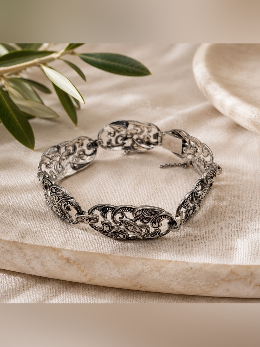 Vintage 925 Sterling Silver Marcasite Filigree Bracelet Antique Style Box Clasp